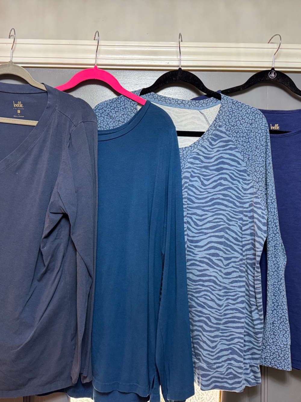 Belle by Kim Gravel Blue Multi-Tone Long Sleeve Tops lot of 4 #53